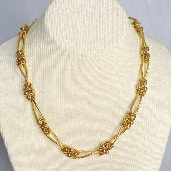 Gold Tone Collar Necklace Long Twisted Links Double Knots Joined Balled Rings - Picture 1 of 7